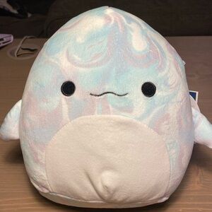 Squishmallow Laslow the Beluga Whale. 8”​